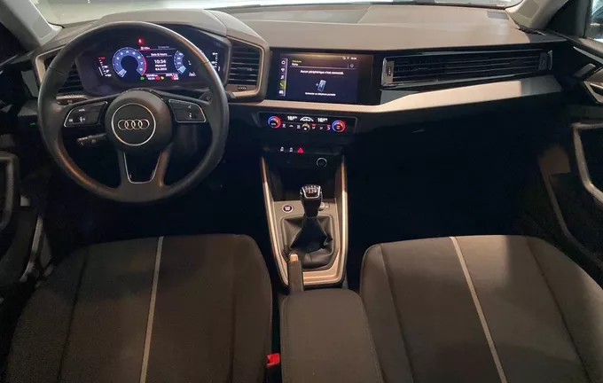 AUDI A1 Citycarver 30 TFSI 116 ch BVM6 Design photo 12 2123830