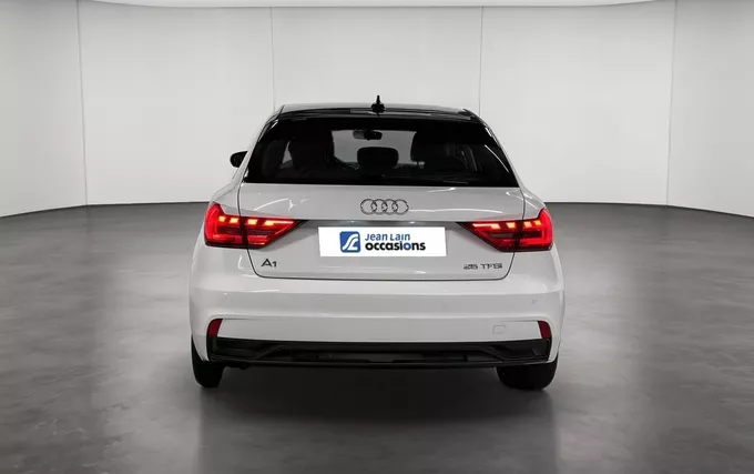 AUDI A1 Sportback 25 TFSI 95 ch BVM5 Advanced extérieur arrière 2131477