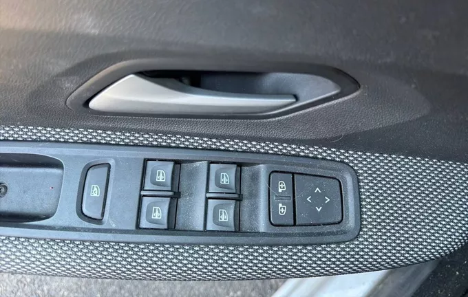 DACIA SANDERO ECO-G 100 Stepway Expression photo 19 2131158