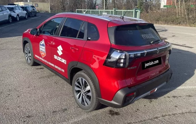 SUZUKI S-CROSS 1.5 Dualjet Allgrip Hybrid Auto Style photo 25 701848