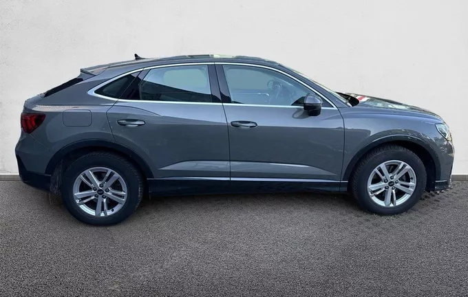 AUDI Q3 Sportback 35 TDI 150 ch S tronic 7 Quattro Business line extérieur côté droit 2129578