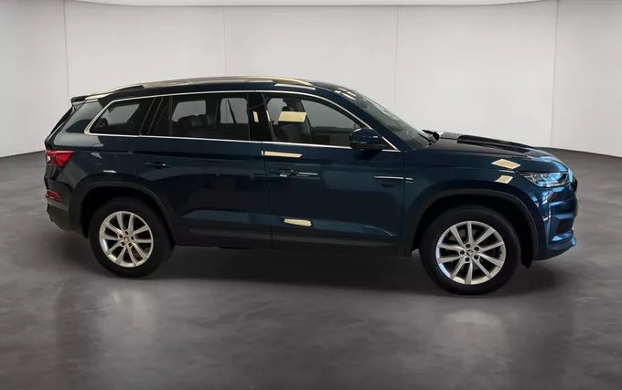 SKODA KODIAQ 2.0 TDI 200 SCR DSG7 4x4 7pl Style extérieur côté droit 2132119