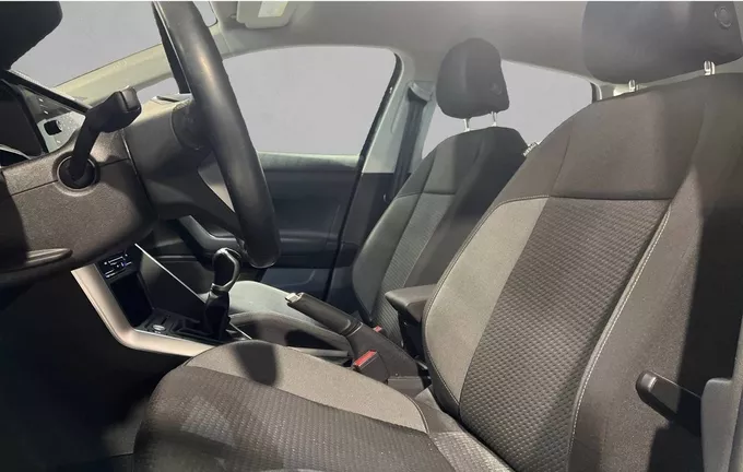 VOLKSWAGEN TAIGO 1.0 TSI 110 BVM6 Life Business extérieur trois quart arrière droit 2127928