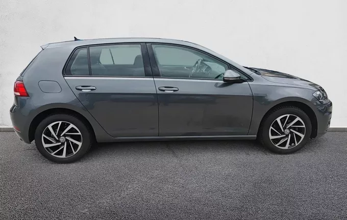 VOLKSWAGEN GOLF 1.0 TSI 115 DSG7 Connect extérieur côté droit 213156