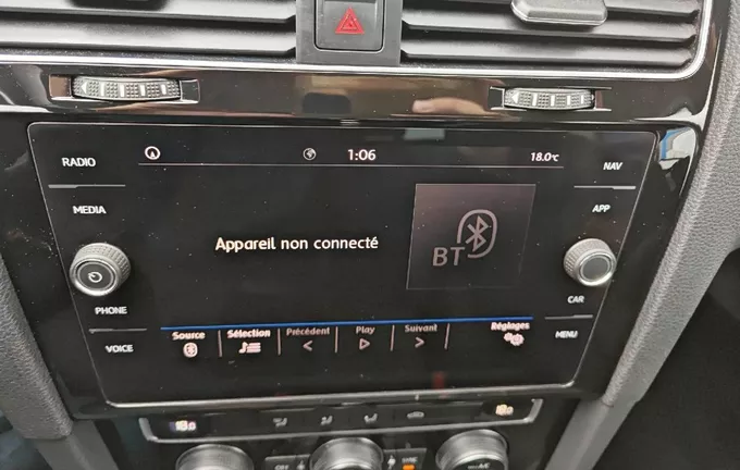 VOLKSWAGEN GOLF 1.0 TSI 115 DSG7 Connect photo 16 213156