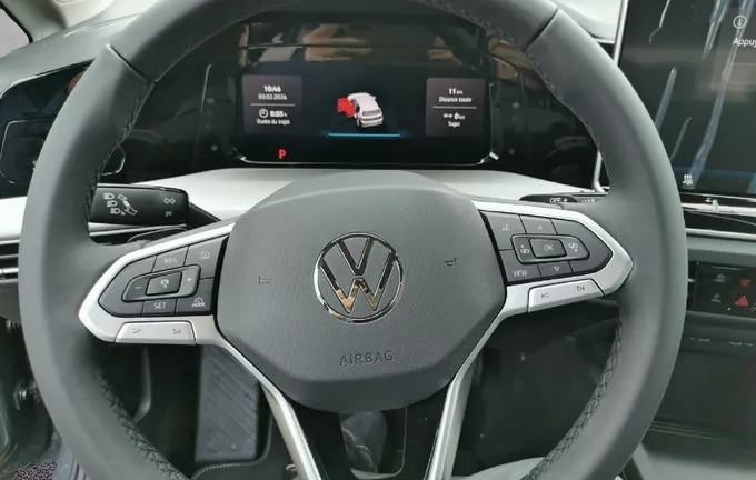 VOLKSWAGEN GOLF 1.5 eHybrid 204 DSG6 Life Plus photo 12 1650
