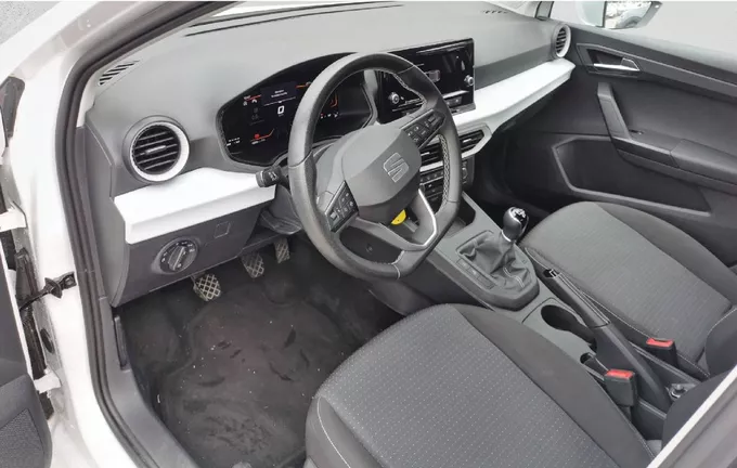 SEAT IBIZA 1.0 TSI 95 ch S/S BVM5 Copa photo 13 2131232