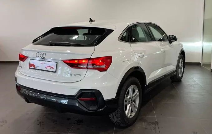 AUDI Q3 Sportback 35 TFSI 150 ch S tronic 7 extérieur trois quart arrière droit 2126952