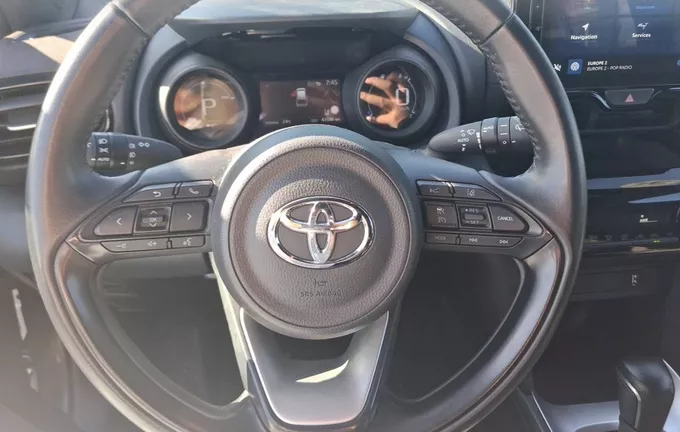 TOYOTA YARIS CROSS Hybride 116h AWD-i Design photo 12 1103503