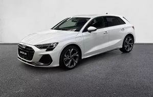 AUDI A3 Sportback TFSI e Hybride rechargeable 204 S tronic 6 S line WAUZZZGY1TA085861