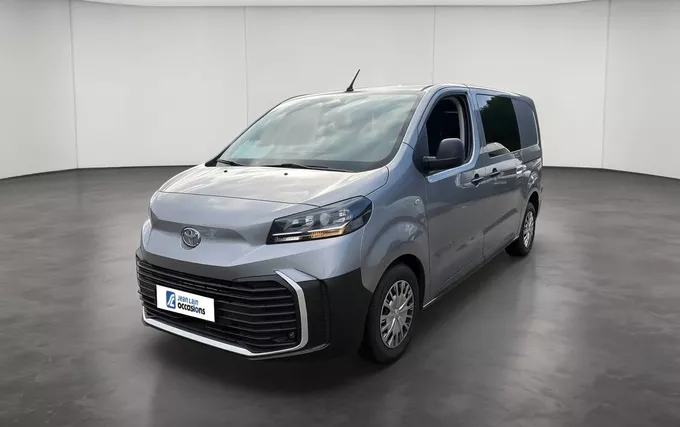 TOYOTA PROACE CABINE APPROFONDIE MEDIUM 2.0L 180 D-4D BVA8 START PACK CONFORT extérieur trois quart avant gauche 1103981