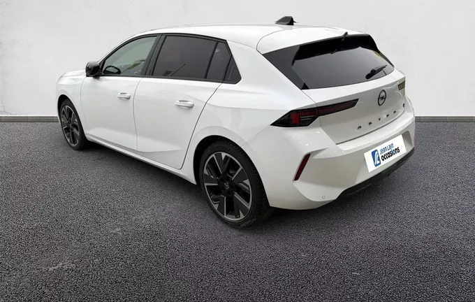 OPEL ASTRA ELECTRIQUE 156 ch & Batterie 54 kWh GS extérieur trois quart arrière gauche 990933