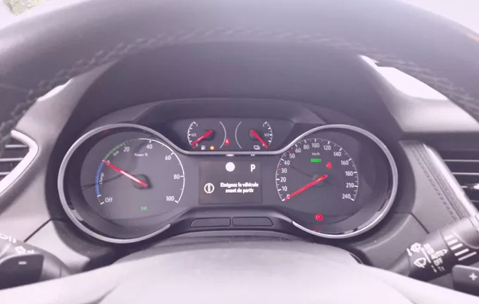 OPEL GRANDLAND X Hybrid 225 ch BVA8 Elegance Business photo 10 944735