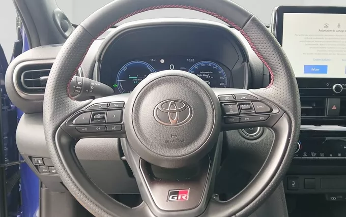 TOYOTA YARIS CROSS Hybride 130h 2WD GR SPORT photo 12 1103980