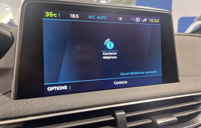 PEUGEOT 3008 Hybrid4 300 e-EAT8 GT photo 16 2128316