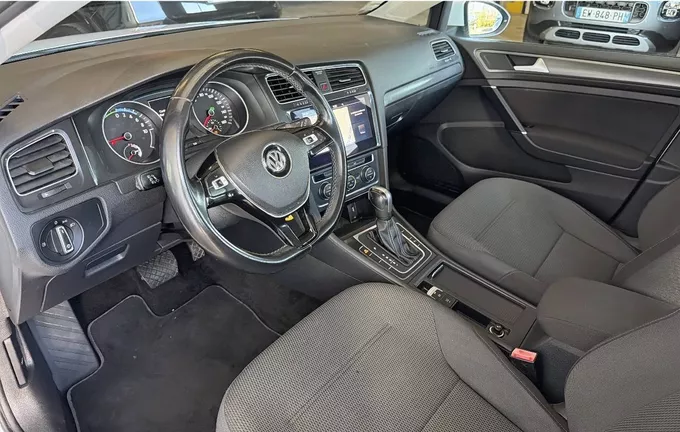 VOLKSWAGEN GOLF E-Golf 136 Electrique photo 13 2127454