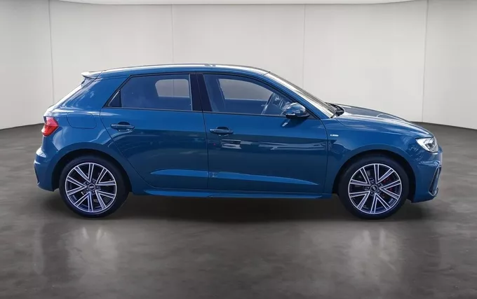 AUDI A1 Sportback 35 TFSI 150 ch S tronic 7 S Line extérieur côté droit 2132504
