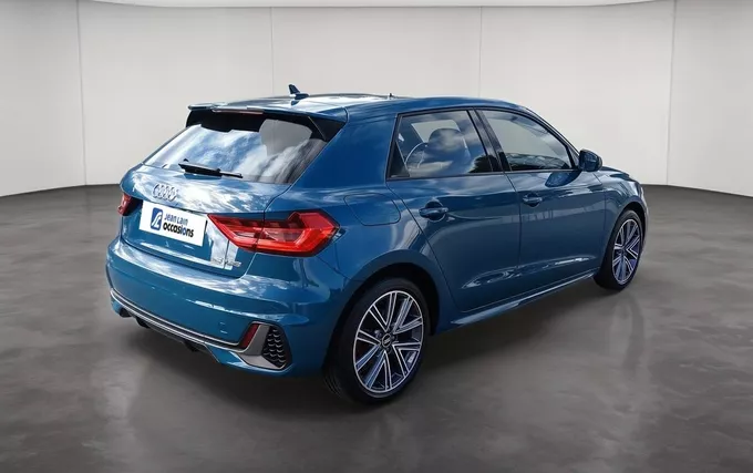 AUDI A1 Sportback 35 TFSI 150 ch S tronic 7 S Line extérieur trois quart arrière droit 2132504