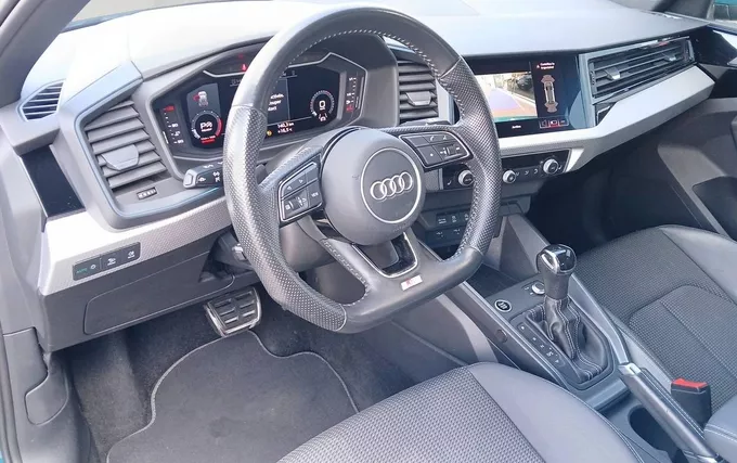 AUDI A1 Sportback 35 TFSI 150 ch S tronic 7 S Line photo 12 2132504