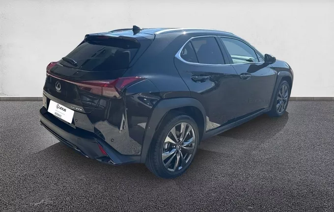 LEXUS UX 300h 2WD F SPORT Design extérieur trois quart arrière droit 147985