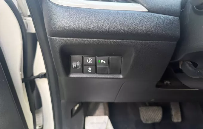 HONDA JAZZ e:HEV 1.5 i-MMD Exclusive photo 20 13702