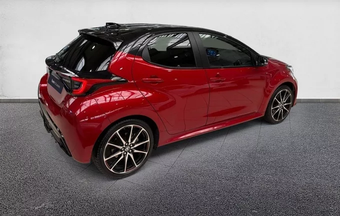 TOYOTA YARIS Hybride 116h GR Sport extérieur côté droit 1103909