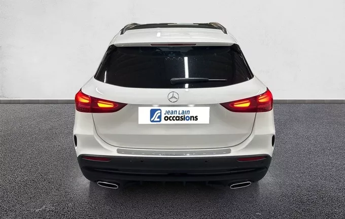 MERCEDES GLA 180 d 8G-DCT AMG Line extérieur arrière 2132081