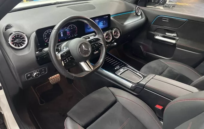 MERCEDES GLA 180 d 8G-DCT AMG Line photo 11 2132081
