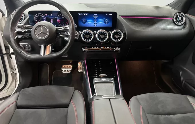 MERCEDES GLA 180 d 8G-DCT AMG Line photo 18 2132081
