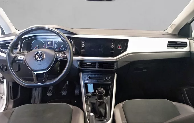 VOLKSWAGEN POLO 1.0 TSI 95 S&S BVM5 Carat extérieur côté gauche 2130065