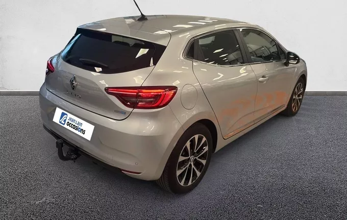 RENAULT CLIO E-Tech 140 - 21N Intens extérieur trois quart arrière droit 2125936