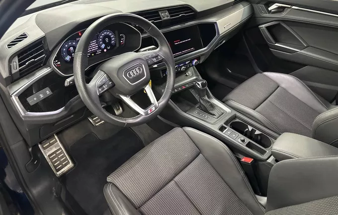 AUDI Q3 Sportback 45 TFSIe 245 ch S tronic 6 S line photo 11 2125957