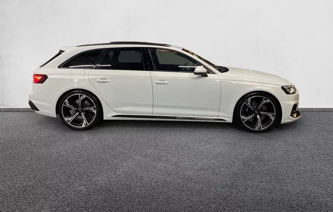 AUDI RS4 Avant V6 2.9 TFSI 450 ch Tiptronic 8 extérieur côté droit 2116280