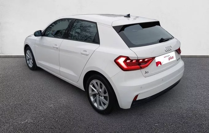 AUDI A1 Sportback 30 TFSI 110 ch BVM6 Design extérieur trois quart arrière gauche 2125407