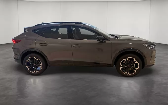 CUPRA FORMENTOR 1.5 eTSI Hybrid 150 ch DSG7 V extérieur côté droit 1616