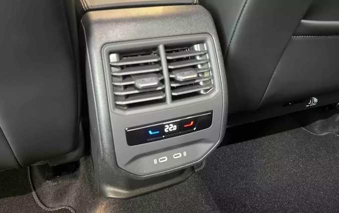 CUPRA FORMENTOR 1.5 eTSI Hybrid 150 ch DSG7 V photo 22 1616