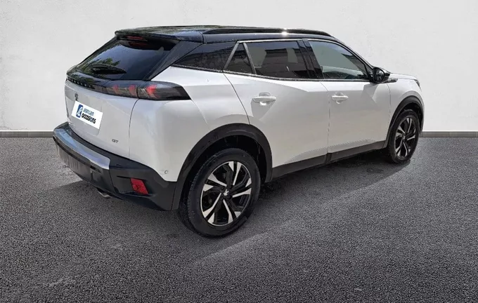 PEUGEOT 2008 BlueHDi 130 S&S EAT8 GT extérieur trois quart arrière droit 560441