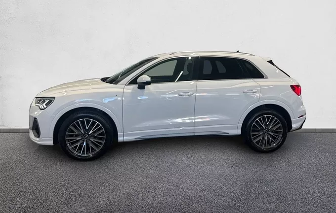 AUDI Q3 35 TFSI 150 ch S tronic 7 S line extérieur côté gauche 2131025