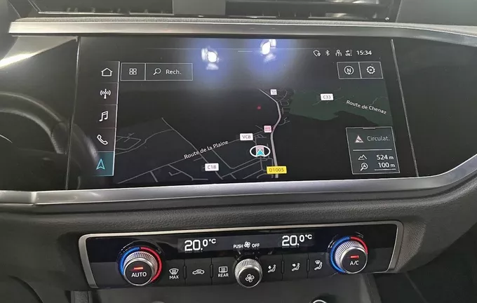 AUDI Q3 35 TFSI 150 ch S tronic 7 S line photo 14 2131025