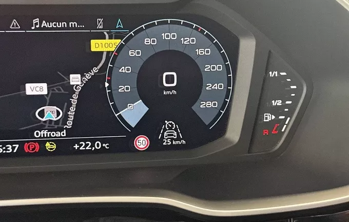 AUDI Q3 35 TFSI 150 ch S tronic 7 S line photo 21 2131025