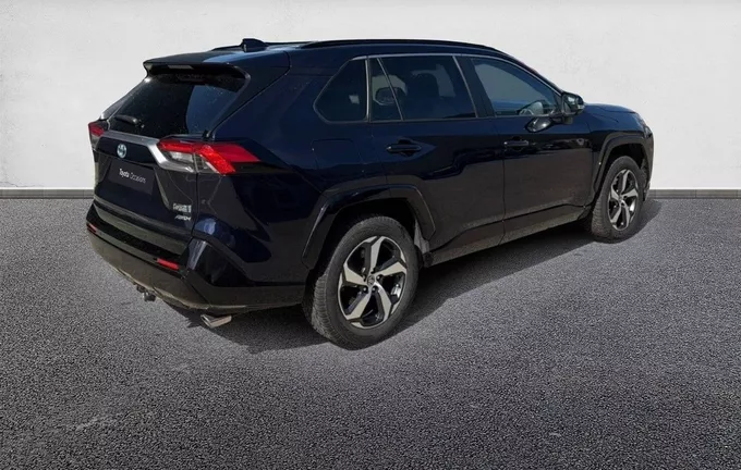 TOYOTA RAV4 Hybride Rechargeable AWD Design extérieur trois quart arrière droit 1103240