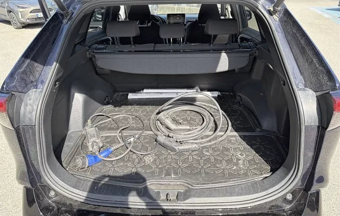TOYOTA RAV4 Hybride Rechargeable AWD Design photo 10 1103240