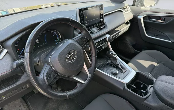 TOYOTA RAV4 Hybride Rechargeable AWD Design photo 11 1103240