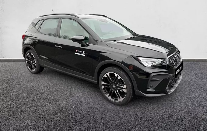 SEAT ARONA 1.0 TSI 115 ch Start/Stop DSG7 FR extérieur trois quart avant droit 1890