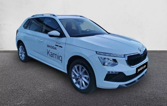 SKODA KAMIQ 1.0 TSI Evo 2 116 ch DSG7 Clever Edition extérieur trois quart avant droit 9571