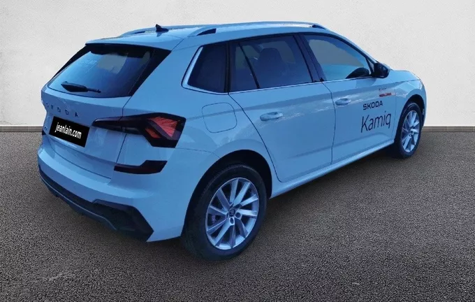 SKODA KAMIQ 1.0 TSI Evo 2 116 ch DSG7 Clever Edition extérieur trois quart arrière droit 9571