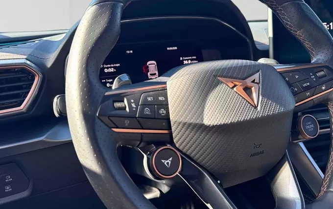 CUPRA FORMENTOR 1.5 eTSI Hybrid 150 ch DSG7 V photo 18 2131965