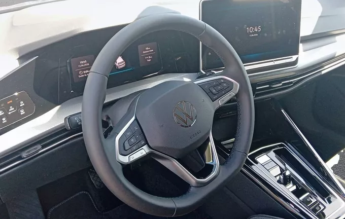 VOLKSWAGEN GOLF 1.5 eHybrid 204 DSG6 Style photo 12 5279