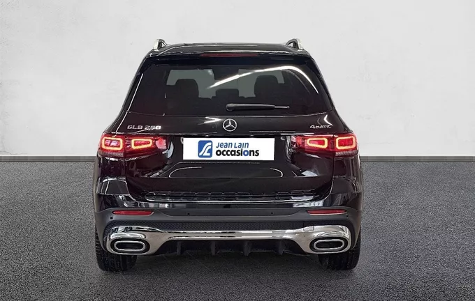 MERCEDES GLB 250 8G-DCT 4Matic AMG Line extérieur arrière 2130935