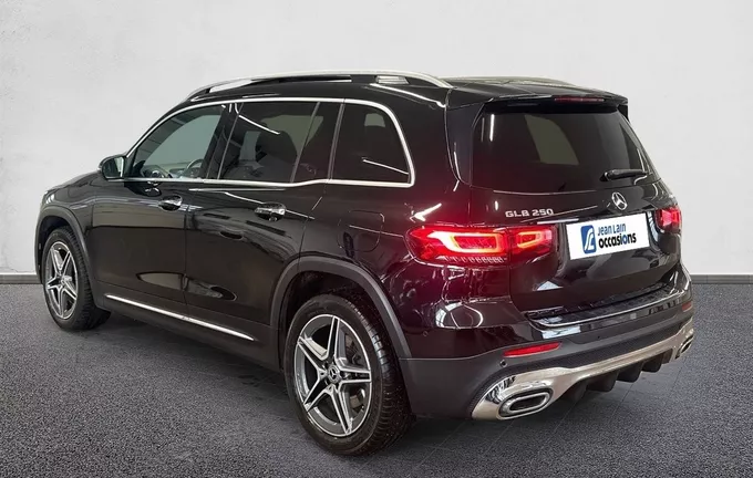 MERCEDES GLB 250 8G-DCT 4Matic AMG Line extérieur trois quart arrière gauche 2130935